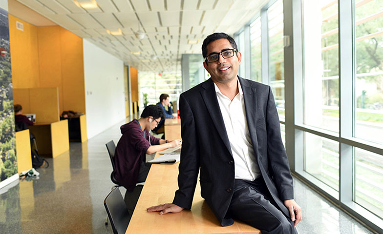 photo of Nishad Kapadia, Associate Professor of Finance, who developed the new course Climate Change, ESG and Financial Markets