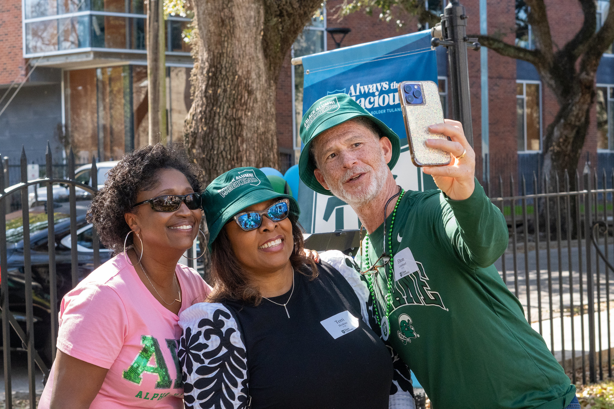 Tulane Alumni Take Selfies at Black Alumni Weekend